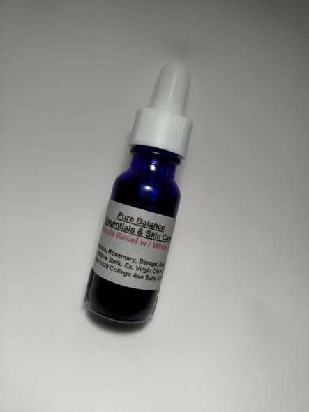 Joint Muscle Relief Oil 30ml bottle with herbal ingredients infographic for pain relief and massage.